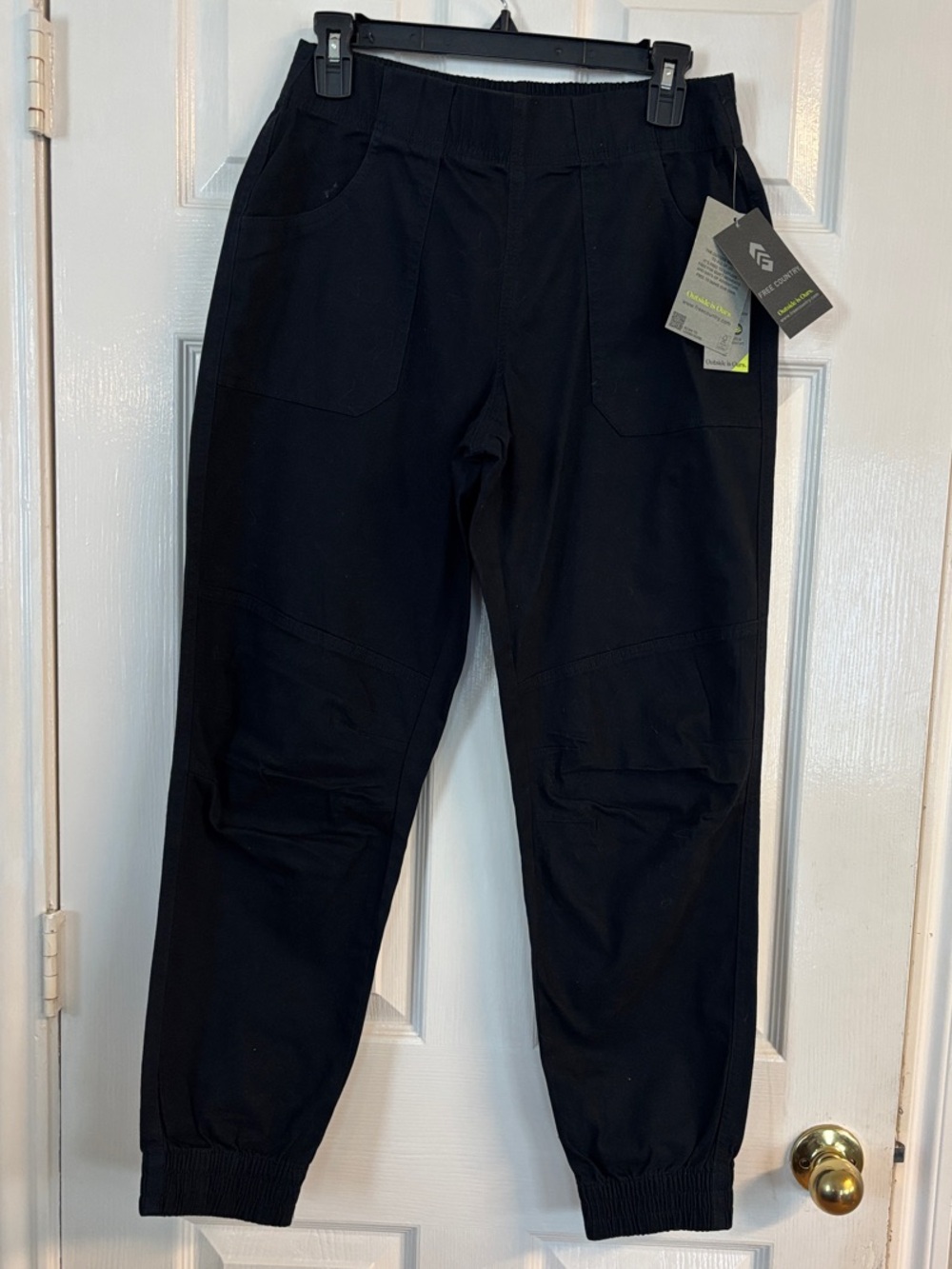 Women’s Free Country Black Elastic Waist and Cuff Pants